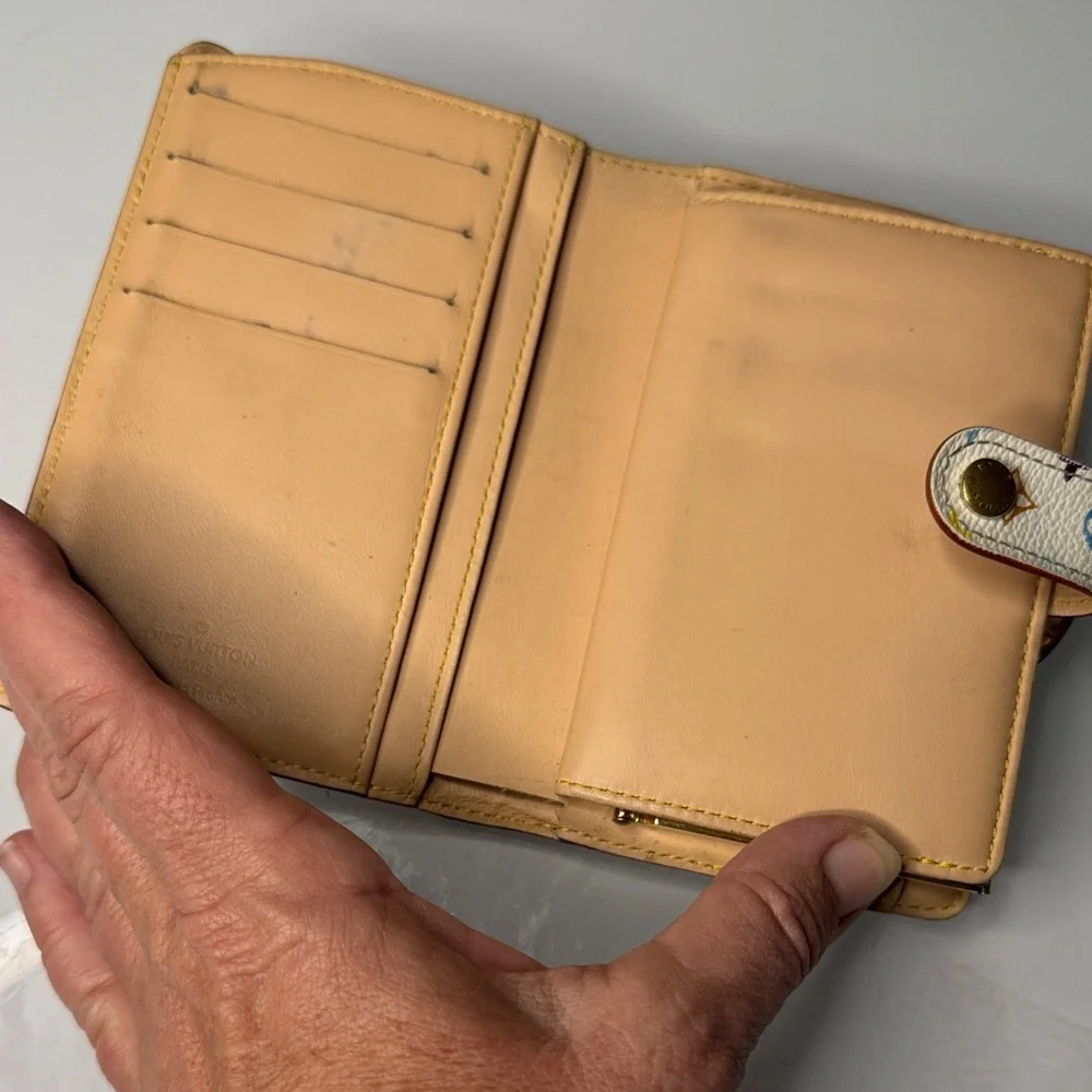 Louis Vuitton White Murakami Monogram Wallet - Picture 8 of 12